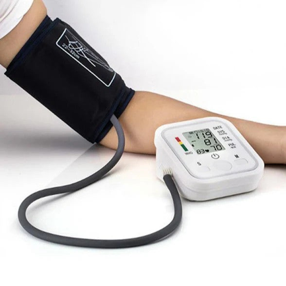 TENSIOMETRU electronic de brat, masurare cardiaca automata
